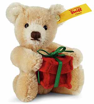 Mini Classic Teddy Bear by Steiff 028892