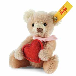 Mini Heart Classic Teddy Bear by Steiff 028915