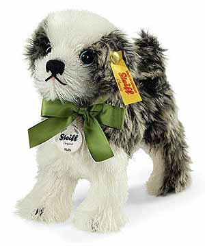 Molly Classic Dog by Steiff 031434