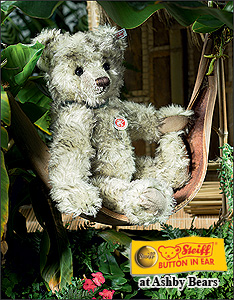 Jeremy Teddy Bear by Steiff 035180