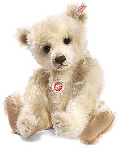 Leopold Teddy Bear by Steiff EAN 036958
