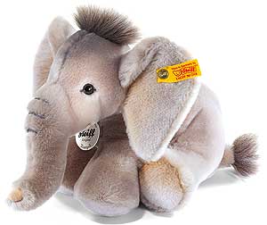 TRAMPILI 24cm Elephant by Steiff 064395