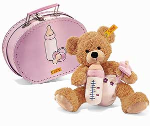 Baby FYNN in Suitcase by Steiff 111846